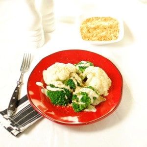 Plate of cauliflower and broccoli.