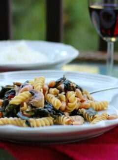 easy spinach mushroom pasta