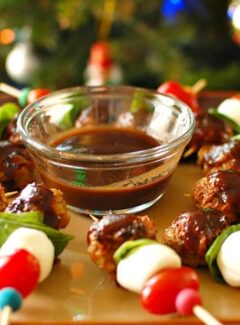 Italian chicken meatball kebobs. Have these with the honey balsamic sauce. They are delicious and easy to make. | joeshealthymeals.com