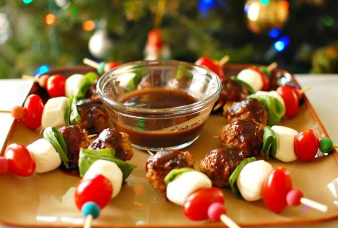 Italian chicken meatball kebobs. Have these with the honey balsamic sauce. They are delicious and easy to make. | joeshealthymeals.com