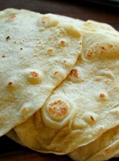 Easy homemade flour tortillas. Hey...make your own flour tortillas. They are soft and chewy. | joeshealthymeals.com