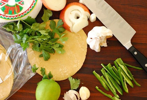 Tostada ingredients.