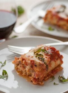 Italian sausage lasagna roll ups. So good they are Wonderfully Delicious! | joeshealthymeals.com