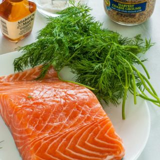Gravad Lax with mustard sauce. This is an easy, but fancy hors d'oeuvres that is perfect for the Holiday season. | joeshealthymeals.com