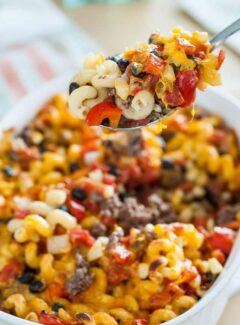 Tex-Mex ground beef casserole. This is a low calorie recipe that has just the right amount of spicy heat and satisfying flavor. | joeshealthymeals.com