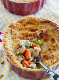 Individual chicken pot pies. Delicious comfort food for a satisfying meal. | joeshealthymeals.com