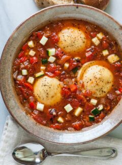 Vegetable ravioli soup. Tasty vegetable soup. | joeshealthymeals.com