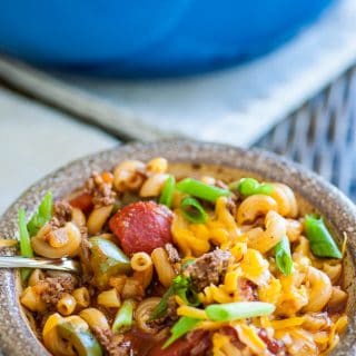 One pot American goulash. Easy comfort food that takes no time to make and tastes like mom made it. Enjoy! | joeshealthymeals.com