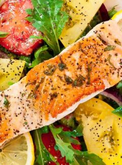 Pan-fried salmon with arugula salad. | joeshealthymeals.com