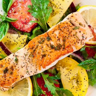 Pan-fried salmon with arugula salad. | joeshealthymeals.com