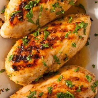 Honey mustard glazed grilled chicken is a tasty way to serve chicken. | joeshealthymeals.com