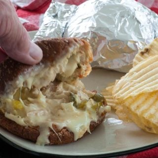 Cheesy hot tuna sandwiches. Perfect sandwich to serve a group of people anytime. | joeshealthymeals.com