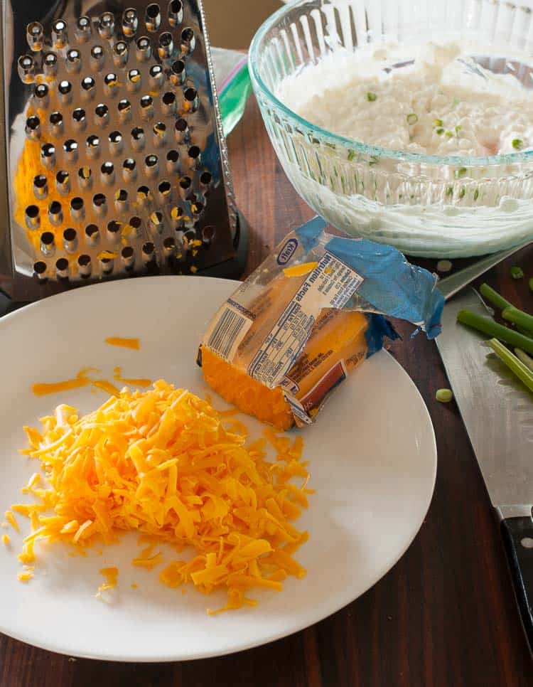 Ingredients in the cheesy beef noodle bake.